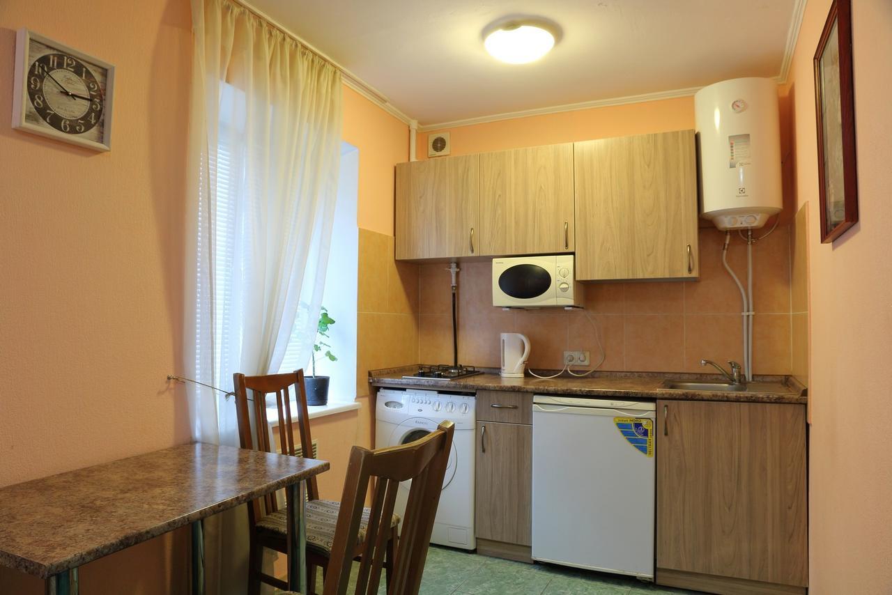 Ukrainian Hotel Service Apartments Kiev Exteriör bild