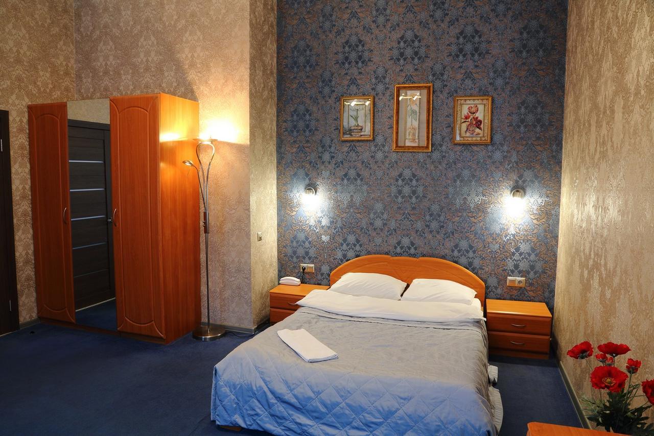 Ukrainian Hotel Service Apartments Kiev Exteriör bild